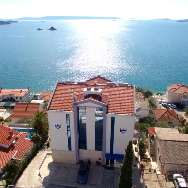 Hotel Viktorija, hotel in Seget Vranjica