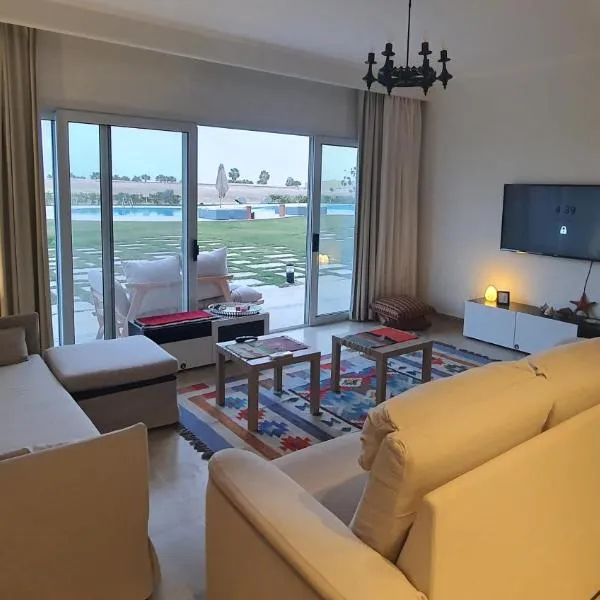 Soma Bay Ambiance - Relaxed Apartment - Next to The Breakers, hotel v destinaci Hurghada