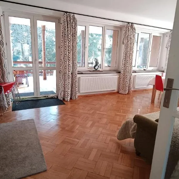 Willa Stary Dom, viešbutis Varšuvoje