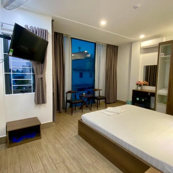Khách Sạn Hoa Phượng, hotel v Ho Či Minově městě