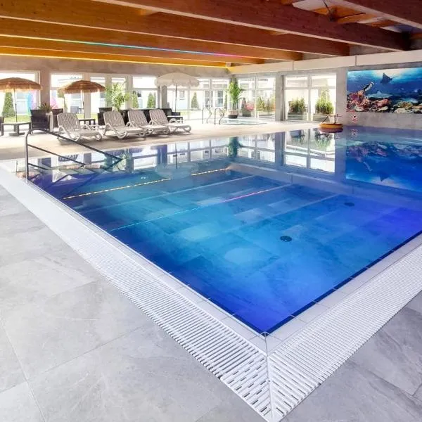 Srebrna Wydma Resort, hotel in Dąbki