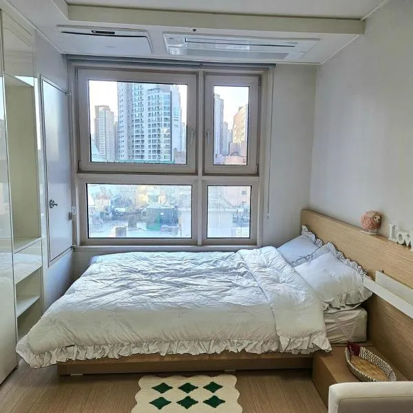 2503# Quiet Premium stay# The Vogue Grande Retreat# All-new furniture, extra-large bed# Sinnonhyeon 1min, ξενοδοχείο στη Σεούλ