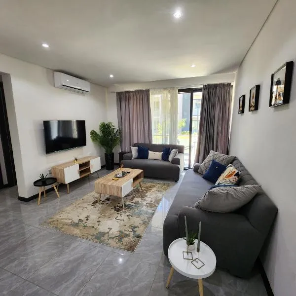 Starlight Haven، فندق في غابورون