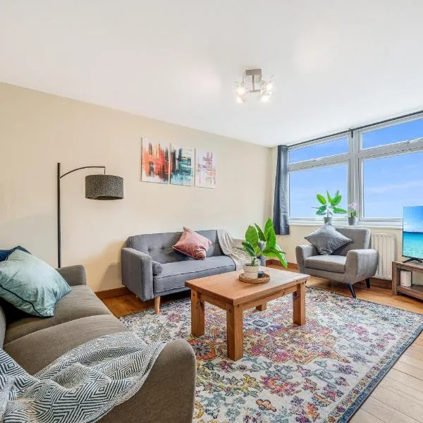 Premier Suites Shepherds Bush Westfields Penthouse Apartment, hotel in London