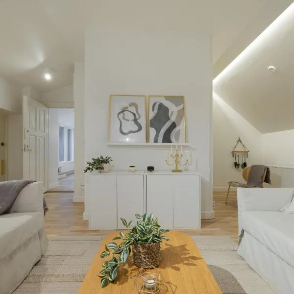 Töölö penthouse apartments, hotel in Helsinki