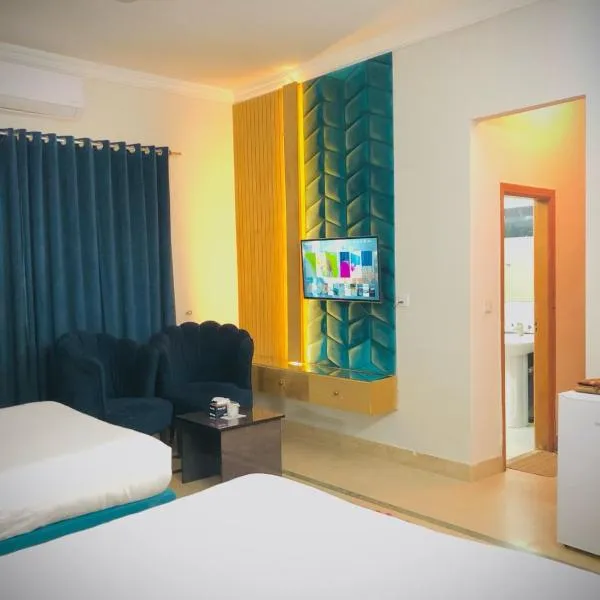 Hayat Grand Guest House, hotel in Islamabad