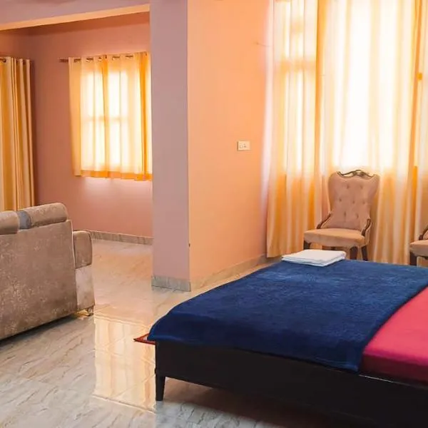 Hotel Sun Plaza- Near Yashobhoomi Convention Centre, hotel in New Delhi