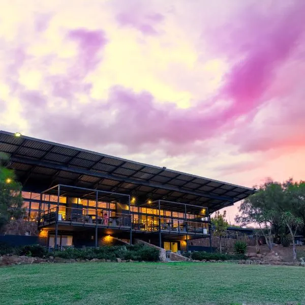 Cradle Boutique Hotel, hotel in Lanseria