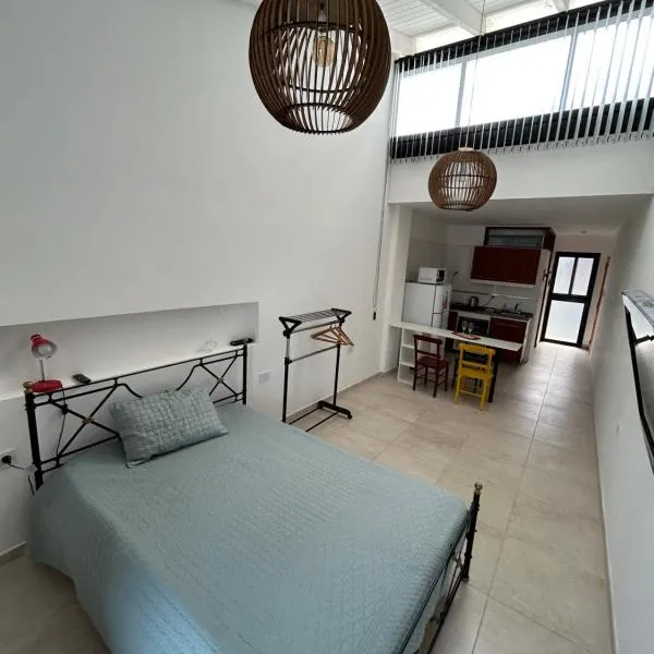 Temporario Alfonso I, hotel v destinaci Santa Fe