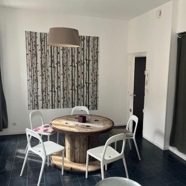 studio balcon toulouse gare, Tuluza