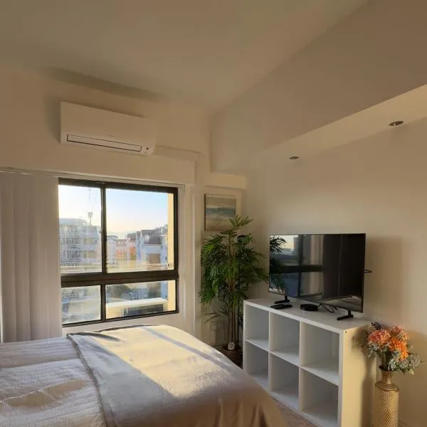 Cosy Studio in City Centre with Pool, hotel v destinaci Gibraltar