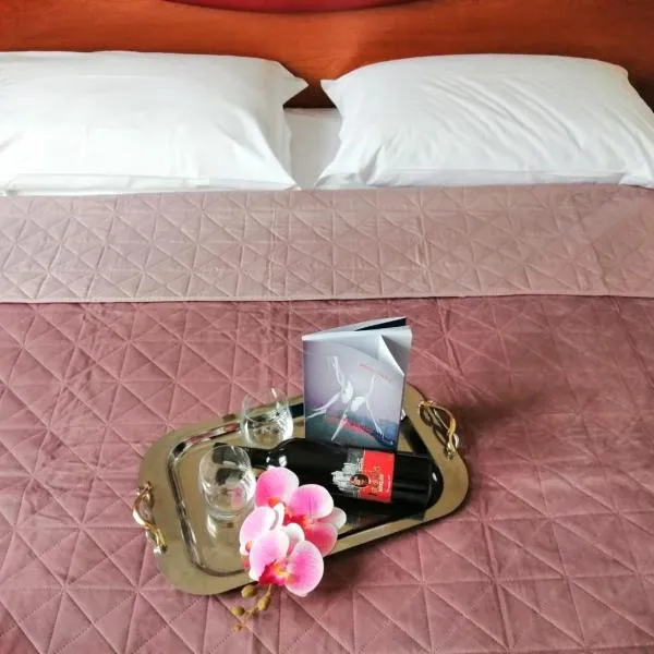 Hotel Banatium B&B Cucina，位于泰兹扎布伦塔的酒店