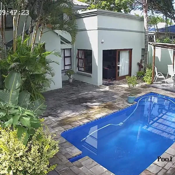 Moments and Memories house, hôtel à East London