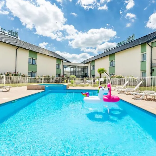 Hôtel Ibis Styles Bourges - Piscine extérieure chauffée - Restaurants à proximité，位于布尔日的酒店