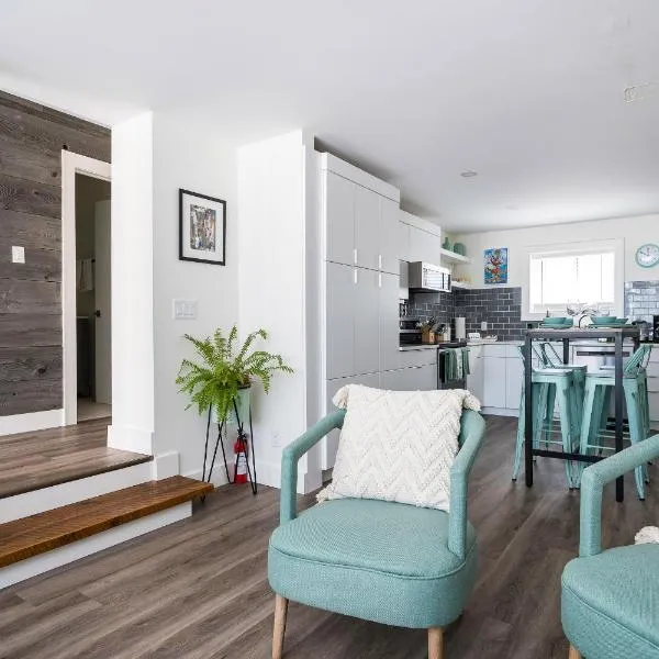 "Bike" at Hills Meaford, Pet Friendly, Ground Floor Suite, ξενοδοχείο σε Meaford