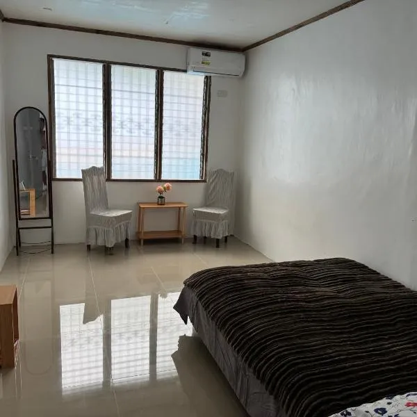 Vasquez Residence Cozy Homestay, hotel in Mambajao