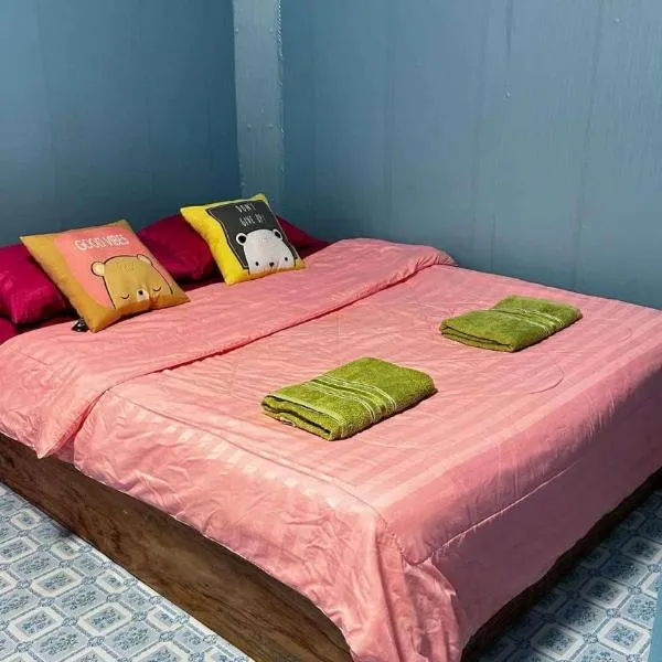 KohLibong Beach House Homestay, Hotel in Ban Batubute