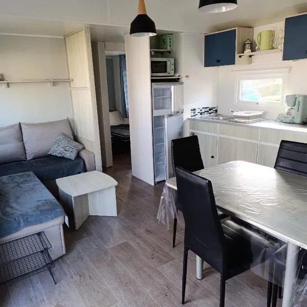 Les Ch'tis Normands !, hotel v destinaci Litteau