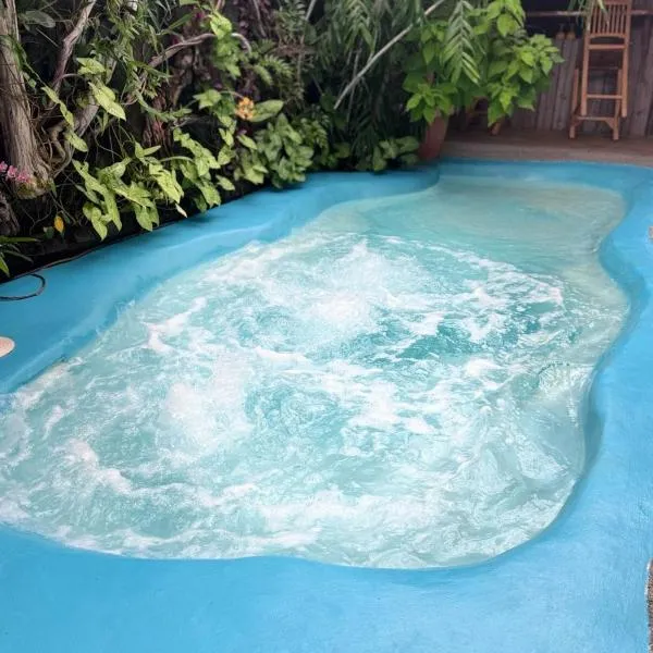 Les pieds dans l'eau, Cilaos, hôtel à Cilaos