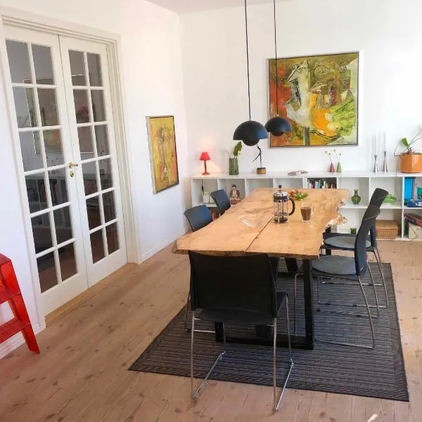 Charming Townhouse in the Heart of Haderslev、ハザスレウのホテル