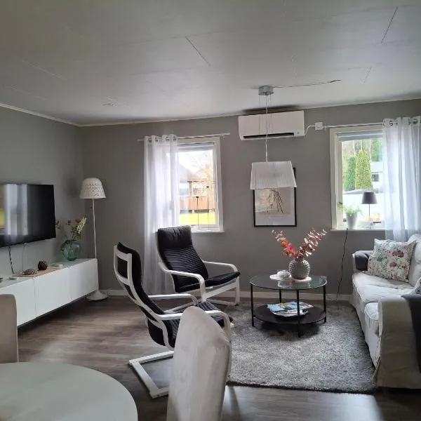 Kattugglans gästhus i utkanten av Ljungby, Hotel in Ljungby