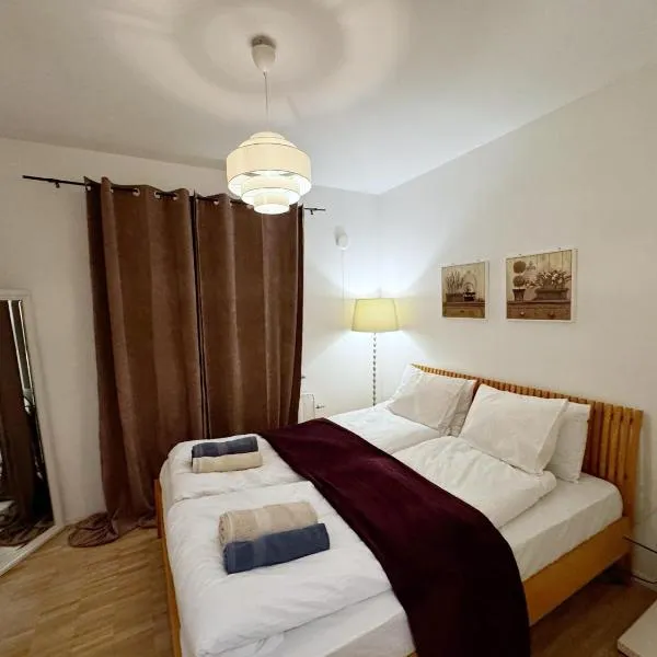 Cozy Independent House with Free Parking and 20 mins to center, hôtel à Helsinki