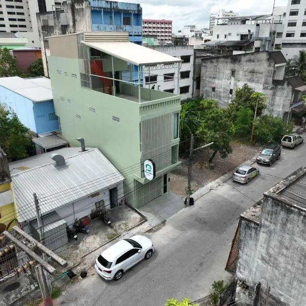 Baan Dhin Hotel Hatyai，位于合艾的酒店