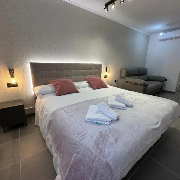 AH Rentals Suites, hotel in Vinaròs