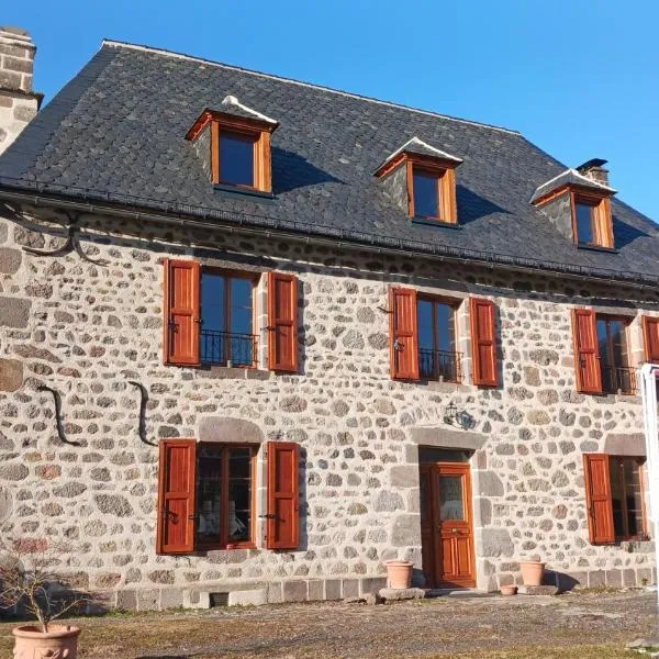 Les Nuits de Vieillespeze, ξενοδοχείο σε Saint-Projet-de-Salers