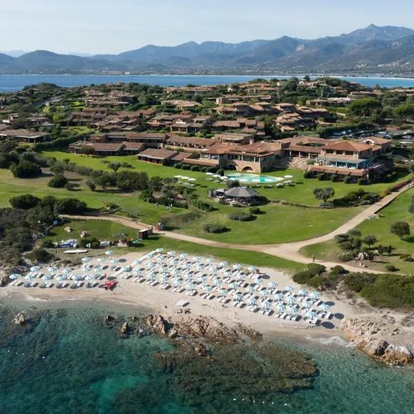 Due Lune Puntaldia Resort & Golf, hotel v destinaci San Teodoro