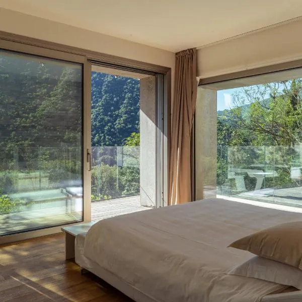 LA FORESTALE Luxury Ecolodge Piano Terra- Appt, hotel in Acqualagna