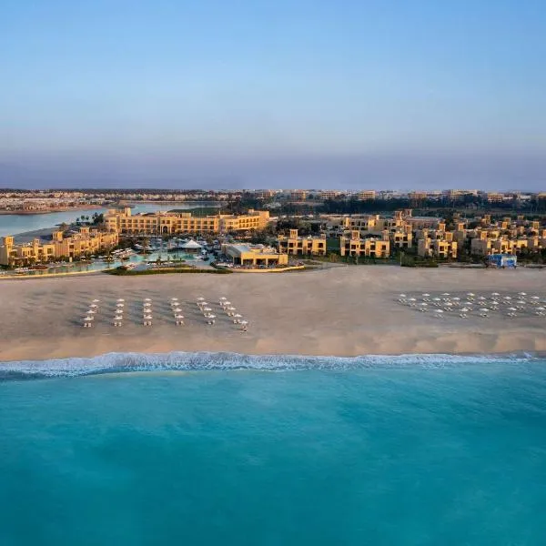 Sofitel Al Hamra Beach Resort, hotel in Ras al Khaimah