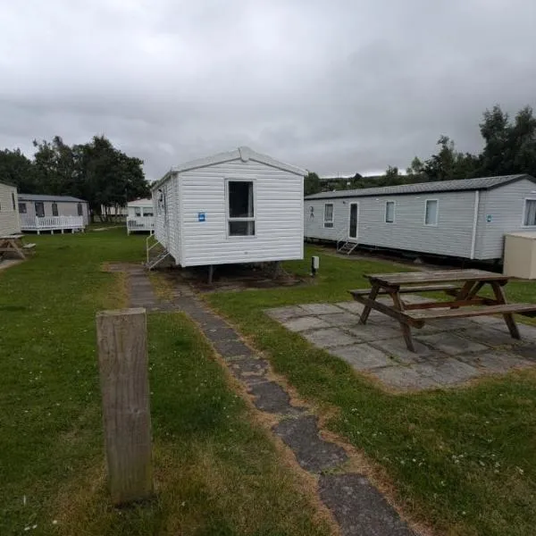 Caravan bliss, Hotel in Minishant