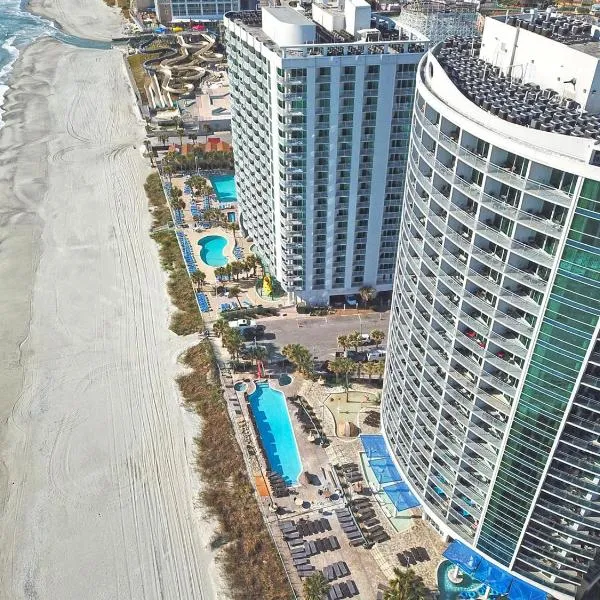 Stunning Ocean Front Views steps to BoardwalkPier, hotel v destinaci Myrtle Beach