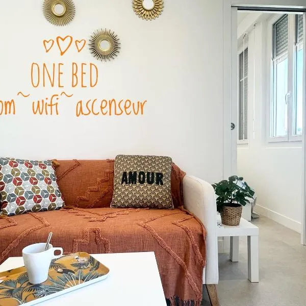 Beautiful & cosy appart, calme et lumineux, hotel in Nice