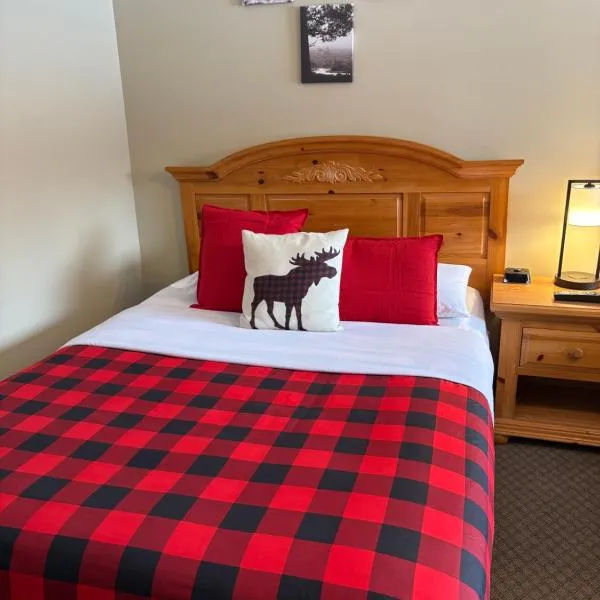 Parkway Motel, hotel in Wawa