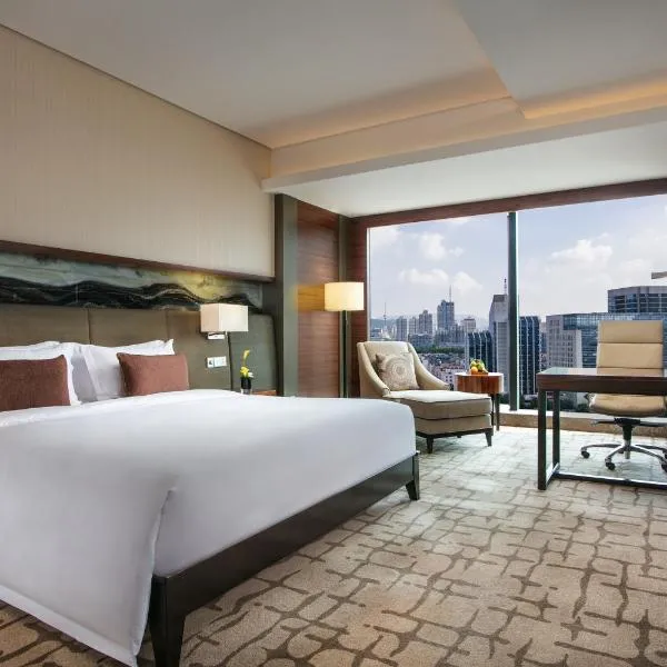 Intercontinental Jinan City Center by IHG, hotel v mestu Jinan