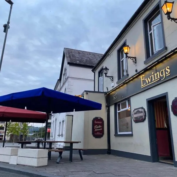 Ewings Bar & Self-Catering Accommodation, hotel v destinaci Carlow