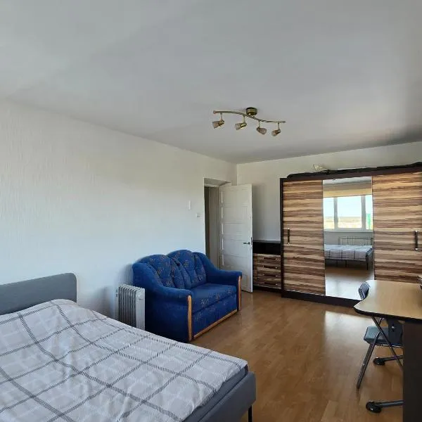 Hero Avenue Apartment, hôtel à Narva