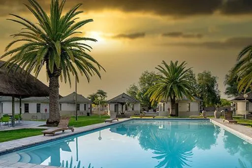 Kalahari Arms Hotel, hotel in Khemsbok