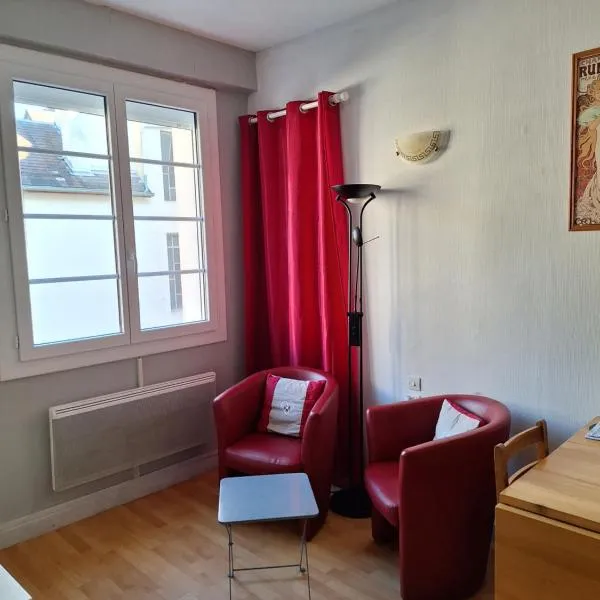 Charmant studio Luchon, hotel a Luchon