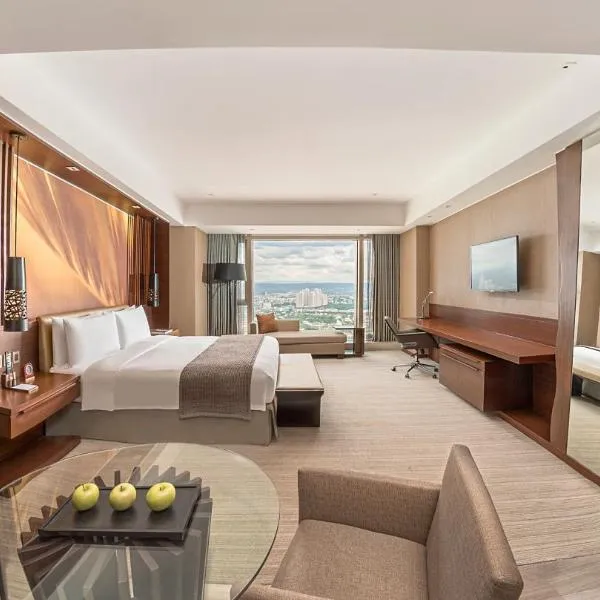 Marco Polo Ortigas Manila, hotelli kohteessa Manila