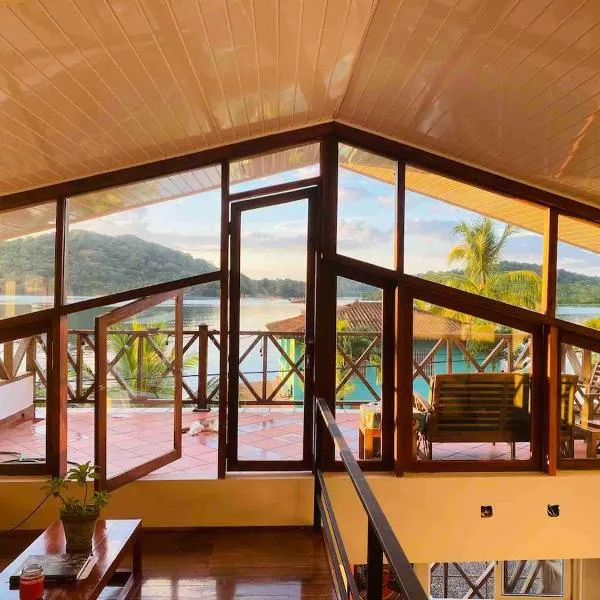 CASA DINIS - Loft - With View Bahia de Portobelo, hotel en Portobelo