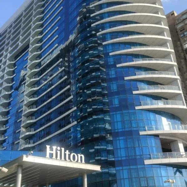 Hotel APT in Hilton 2ROOM with Full Nile View，位于开罗的酒店