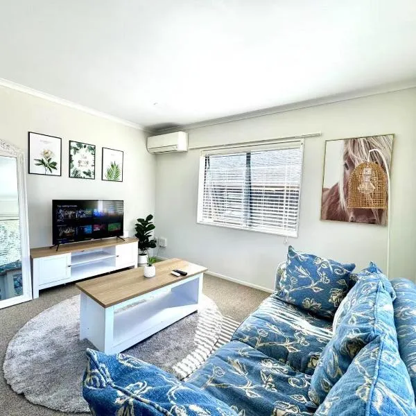 Spacious Comfty 4 BDMs House in Rototuna: Hamilton şehrinde bir otel