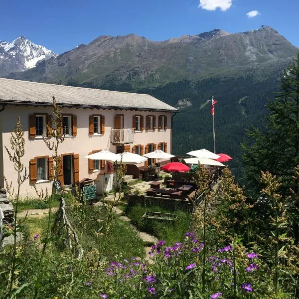 Edelweiss Mountain Guest House - 1 hour hike up from Zermatt station - On hiking trail - No transport, hotell i Zermatt