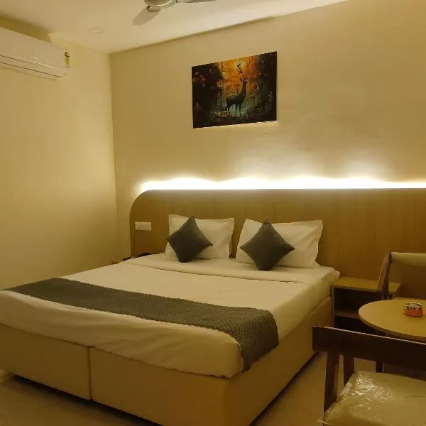 Hotel Meridian Blue, hotel v destinaci Warangal