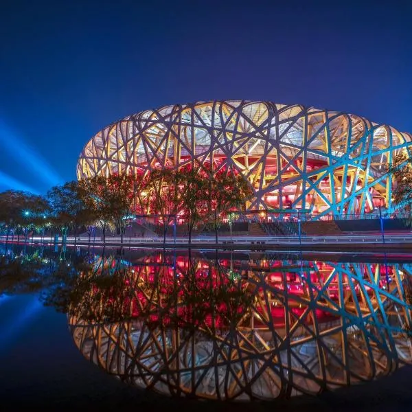 InterContinental Beijing Beichen by IHG l Walking Distance to Bird's Nest & Water Cube & Metro Station l Interconnected with China National Convention Center l Award-winning Club Lounge with Mixologist l Direct Metro Line to Wangfujing, hotel din Beijing