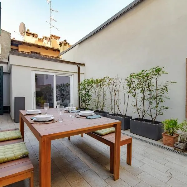 Hidden Lodge - by MyHomeInComo, hotell Comos