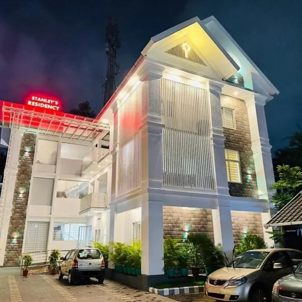 Stanley's Residency, hotel in Edappally